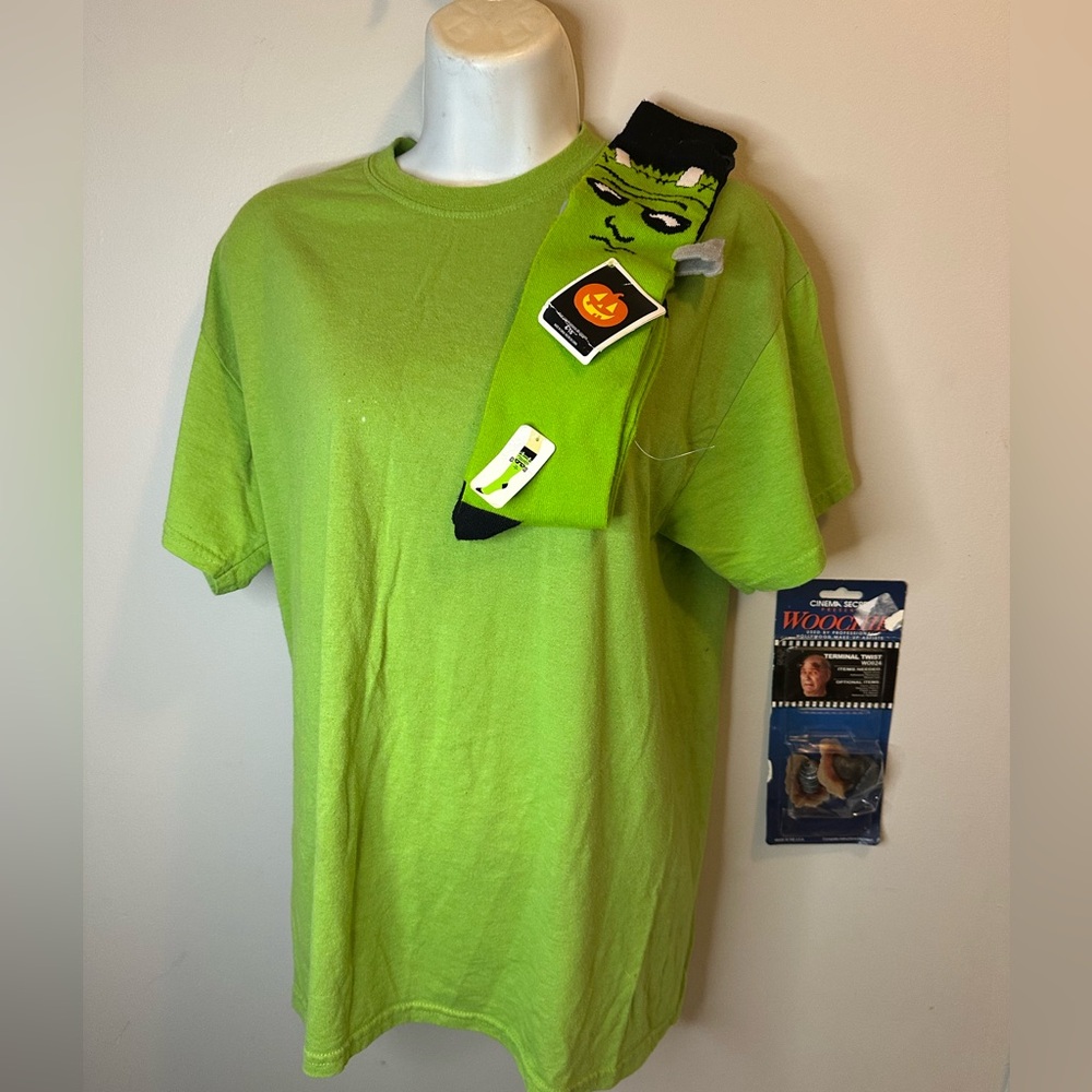 Frankenstein Costume Bundle – Green Tee, Head Screws, Green Scarf & Stein Socks